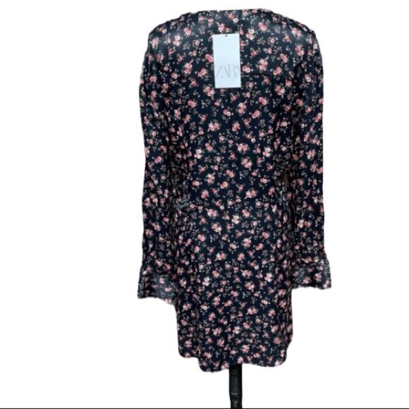 ✨ ZARA PRINT DRESS✨ - Picture 3 of 3